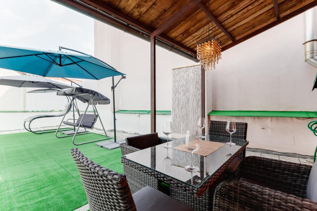 Old Town Royal With Giant Terrace Apartment Prag