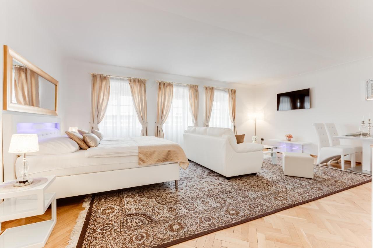 Apartment Charles Bridge Royal - Castle District *