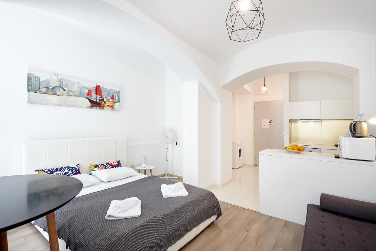 Apartment Friendly In Prag
