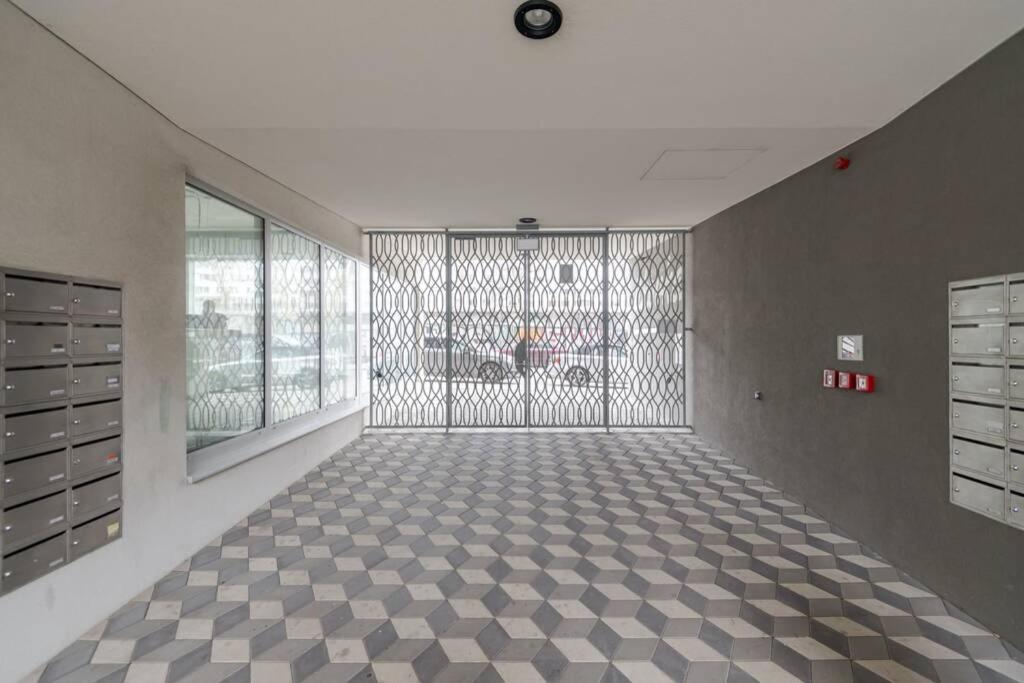 Lejlighed Bright Studio, 10min To The Centre, Free Parking *