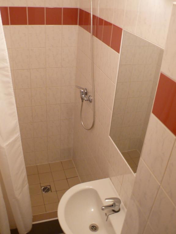 Hotel Easy Star 2*