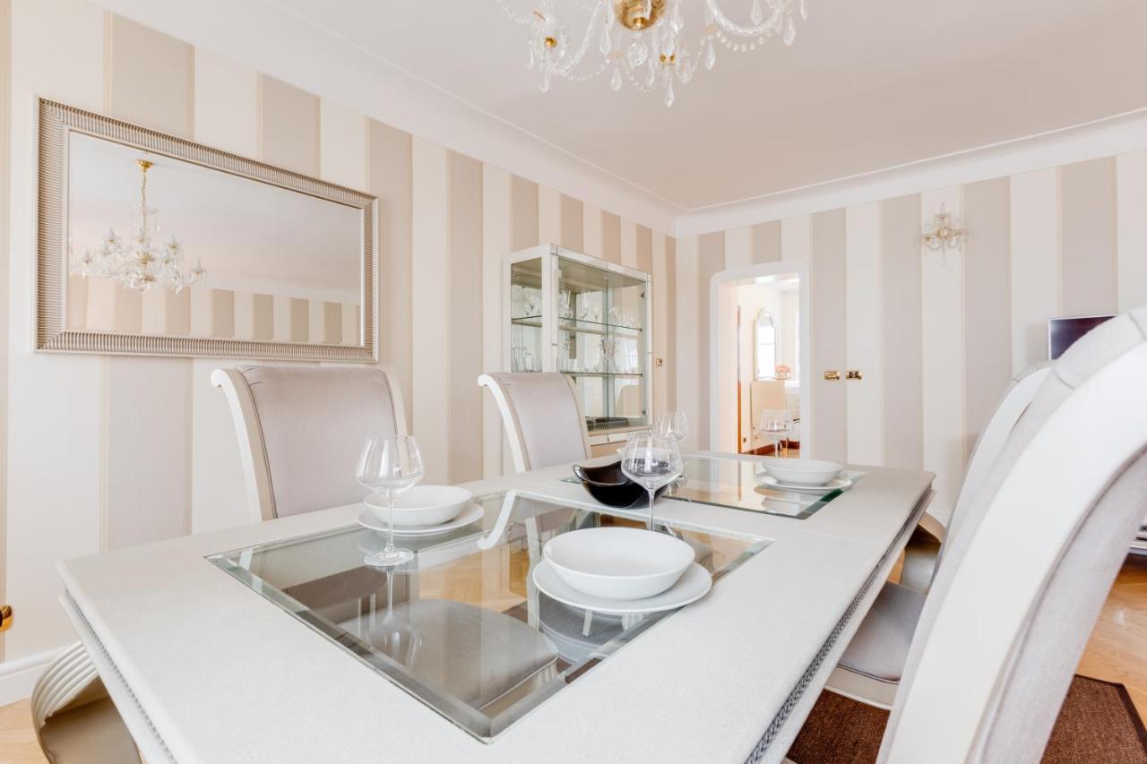 Apartment Charles Bridge Royal - Castle District Prag