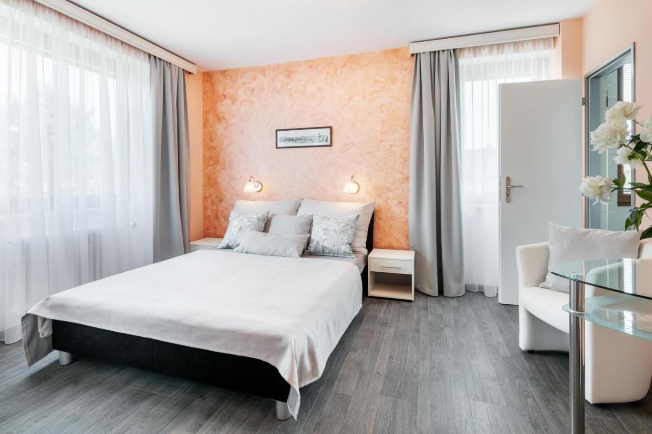 Guest house A.v.e. Kliska 3*