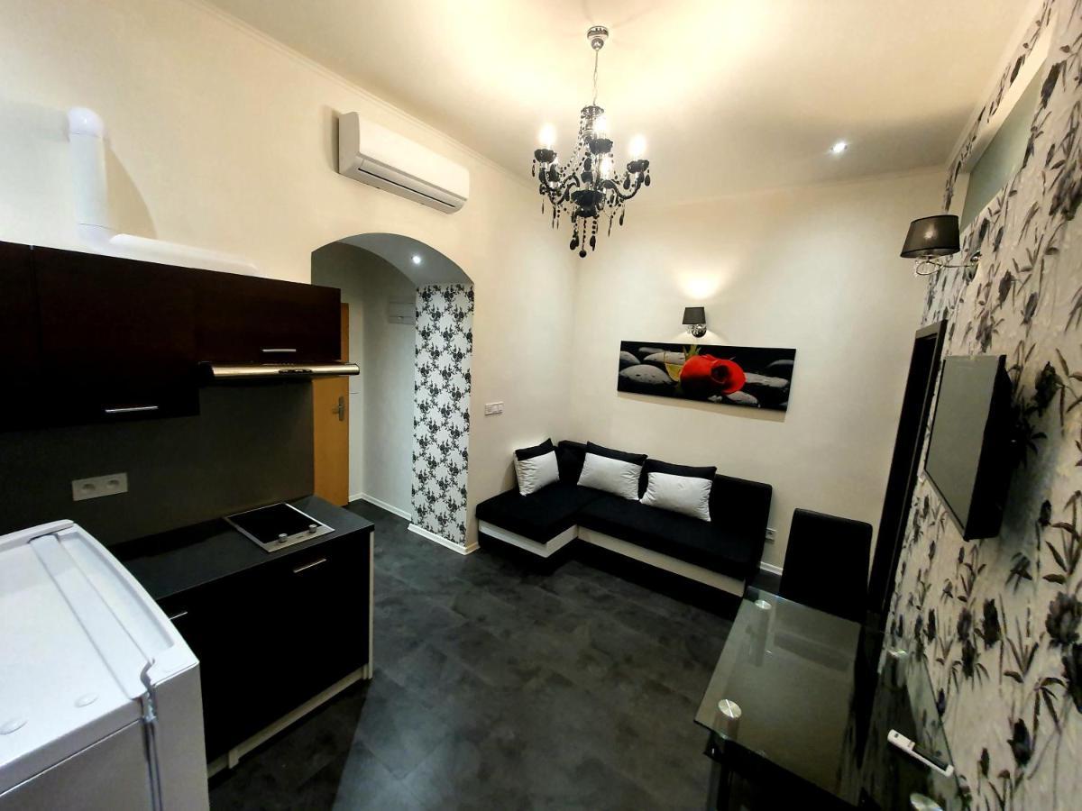 Lulu Apartment *