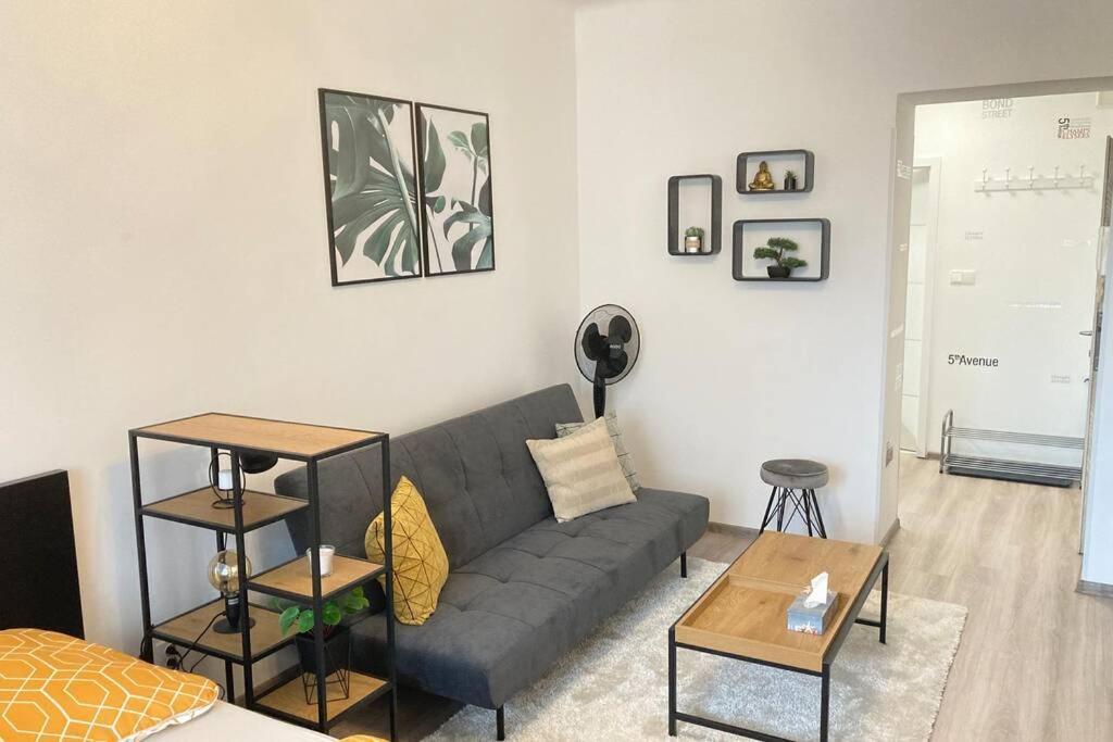 Byt Ve Vrsovicich K Pronajmuti - Cozy Vrsovice Apartment *