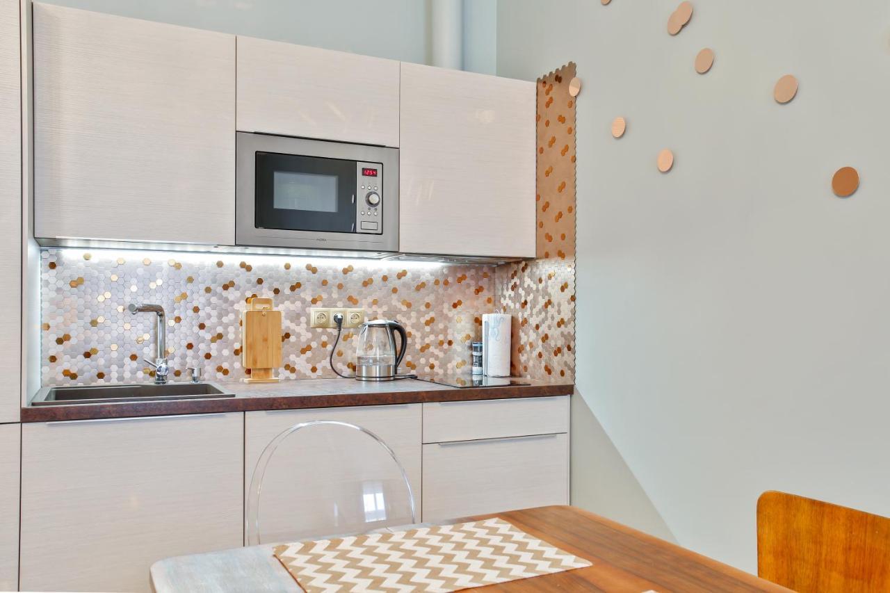 Newly Opened, Designer Opera Apartmán