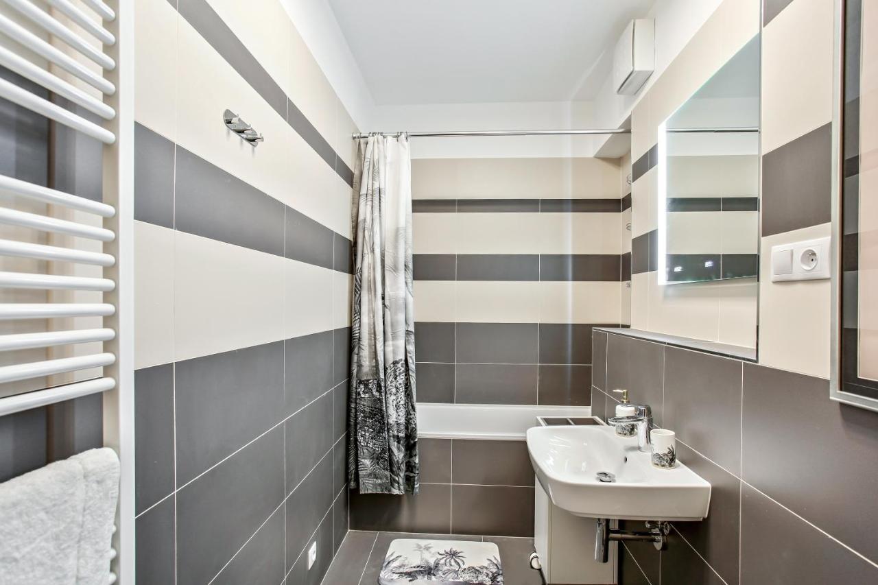 Newly Opened, Designer Opera * Praha