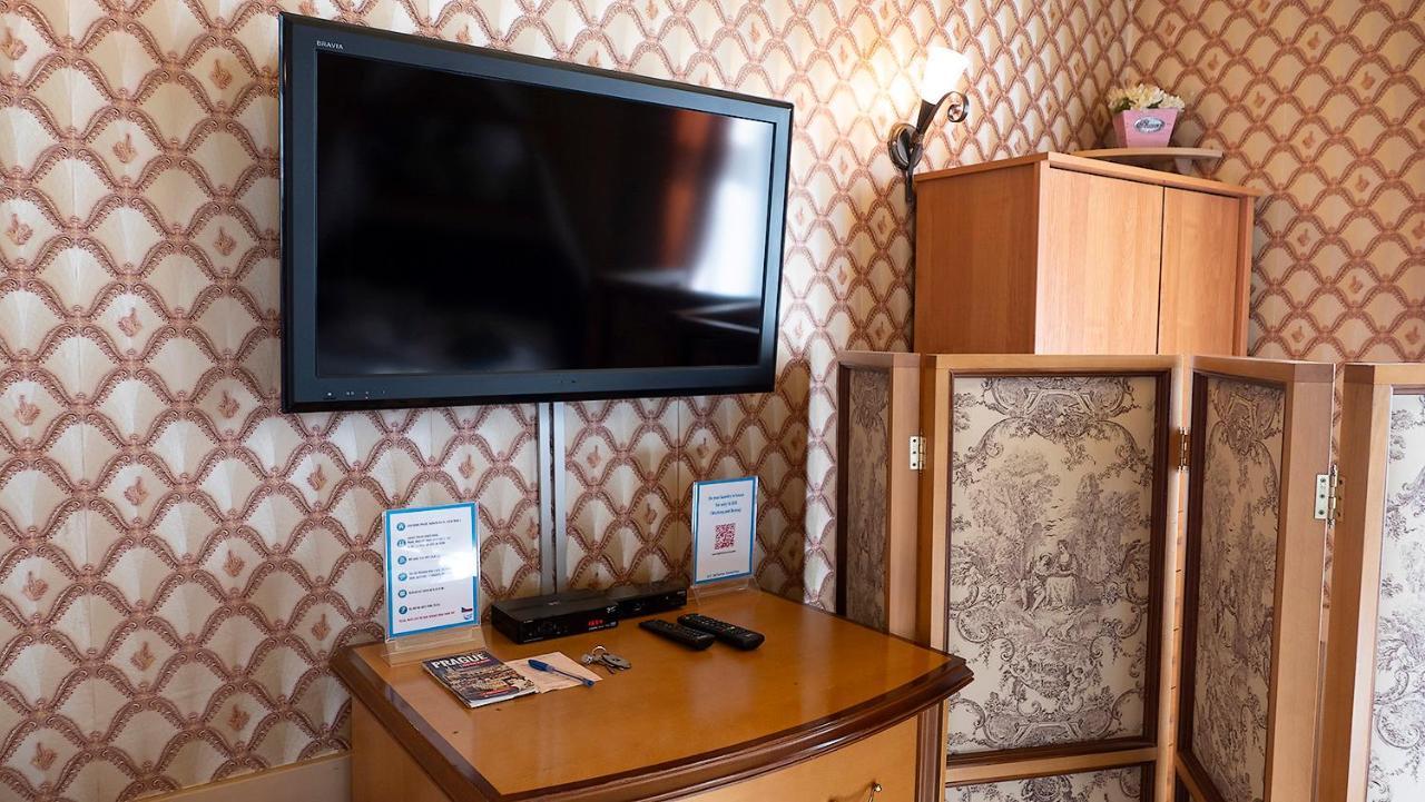 Aparthotel Light 2*