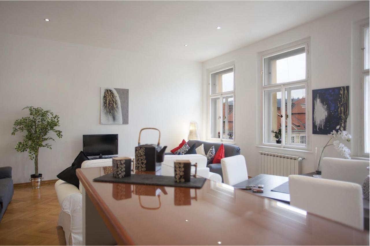 Charles Bridge Apartment