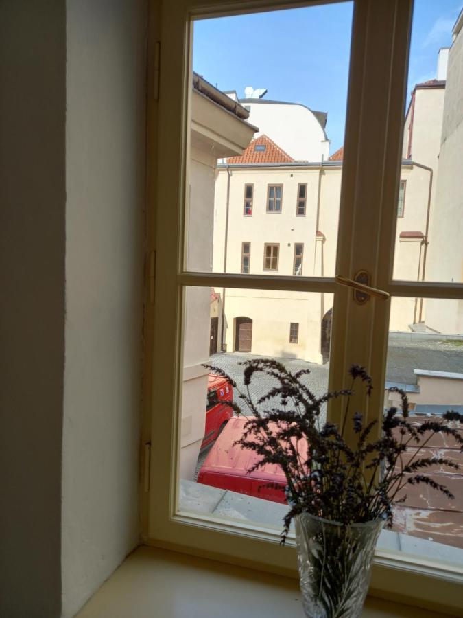 Apartment Old Town Apartment *