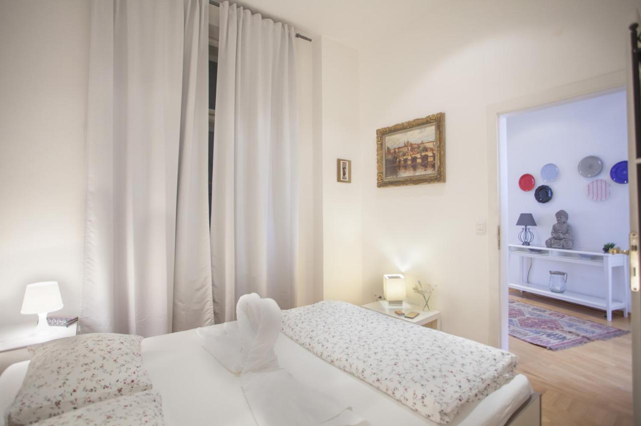 Apartment Charles Bridge