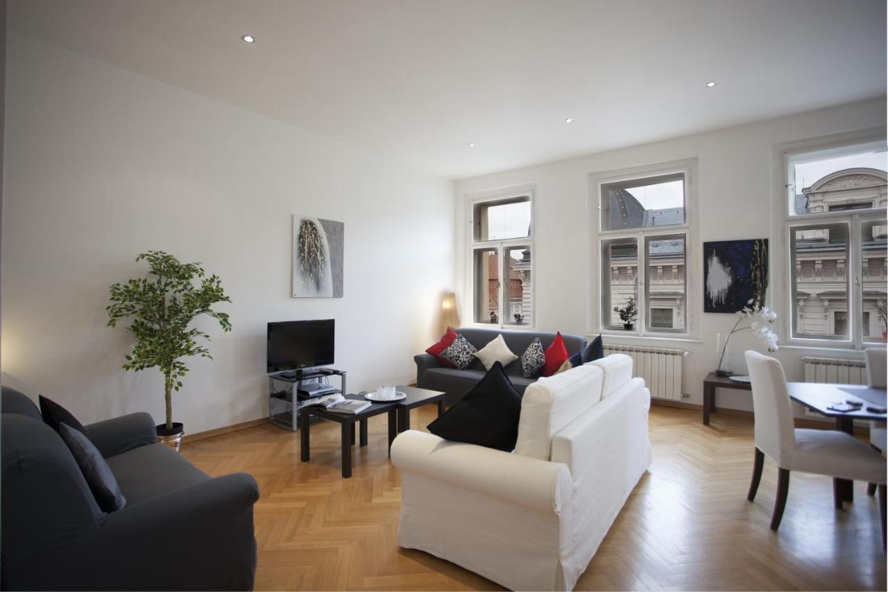 Apartment Charles Bridge *