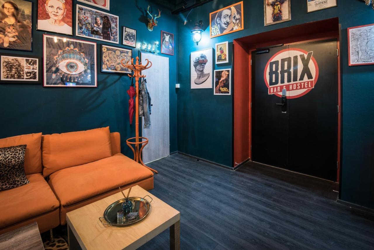 Hostel Brix