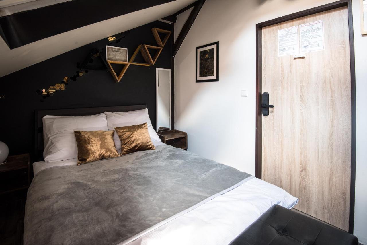 Brix Hostel *