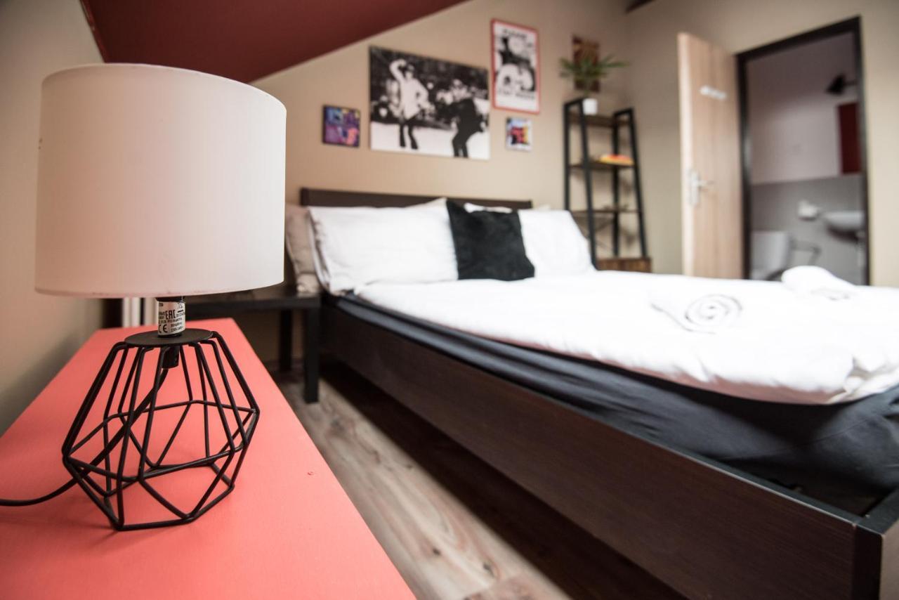 Hostel Brix