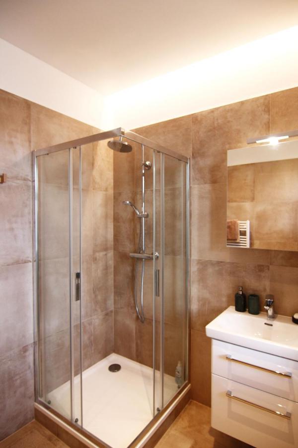 Expat House Ii Prag