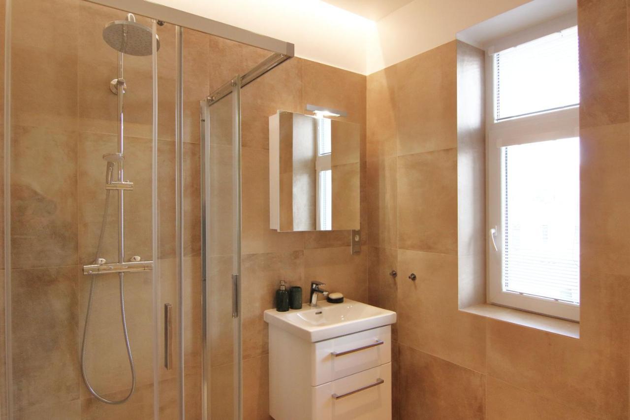 Expat House Ii * Prag