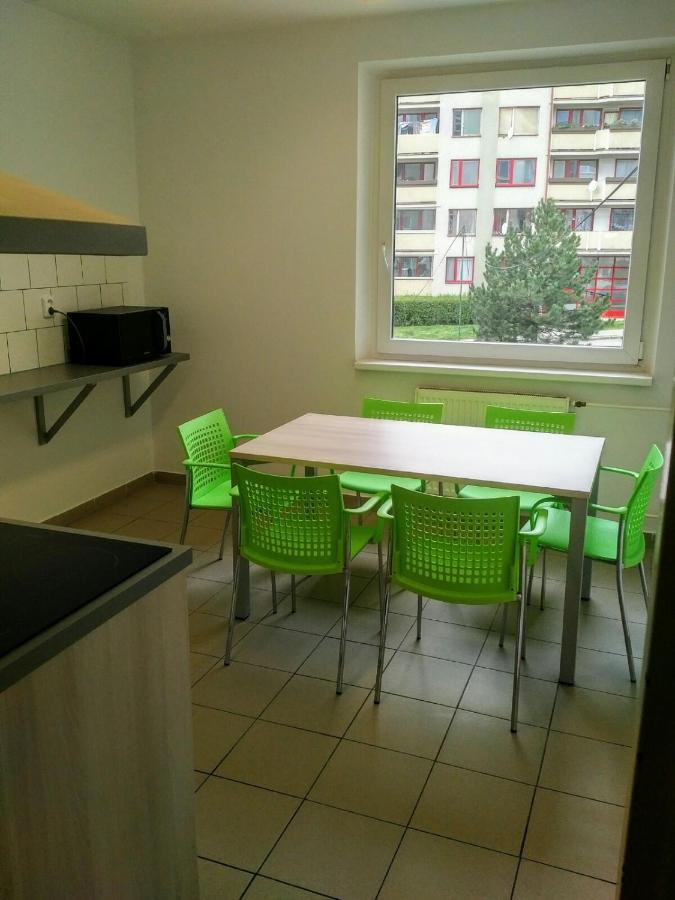 Volha Hostel *