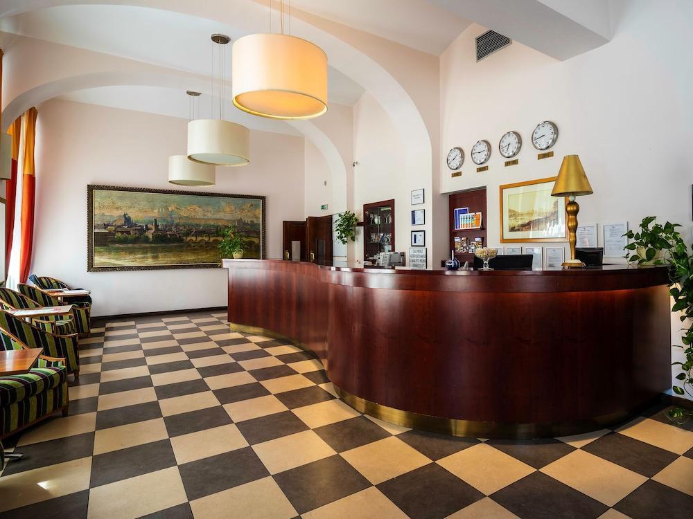 Hotel Ea Downtown 4*