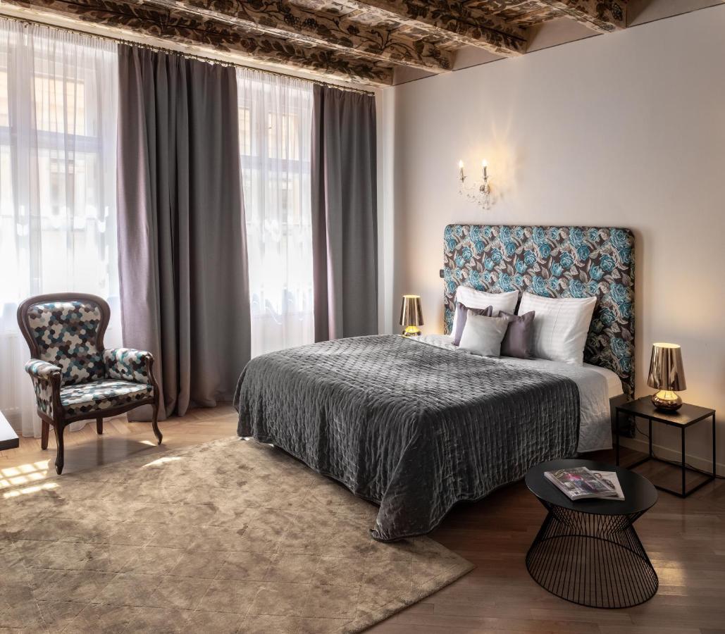 Chateau 9 By Adrez *
