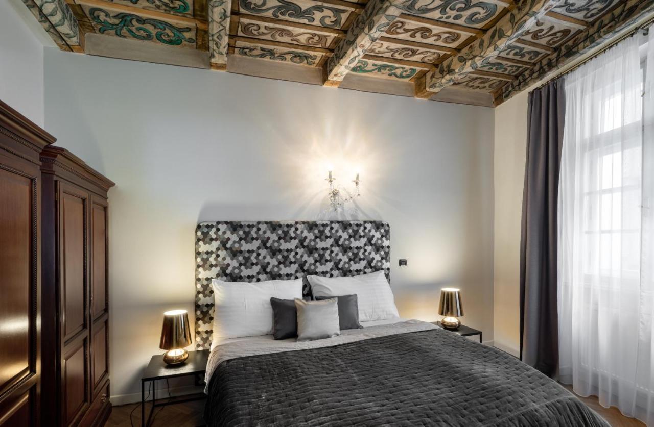 Chateau 9 By Adrez