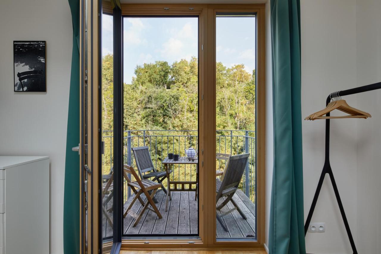 Days - W 2bdr - 3 Balconies - Garage - Next To Park Lejlighed Prag