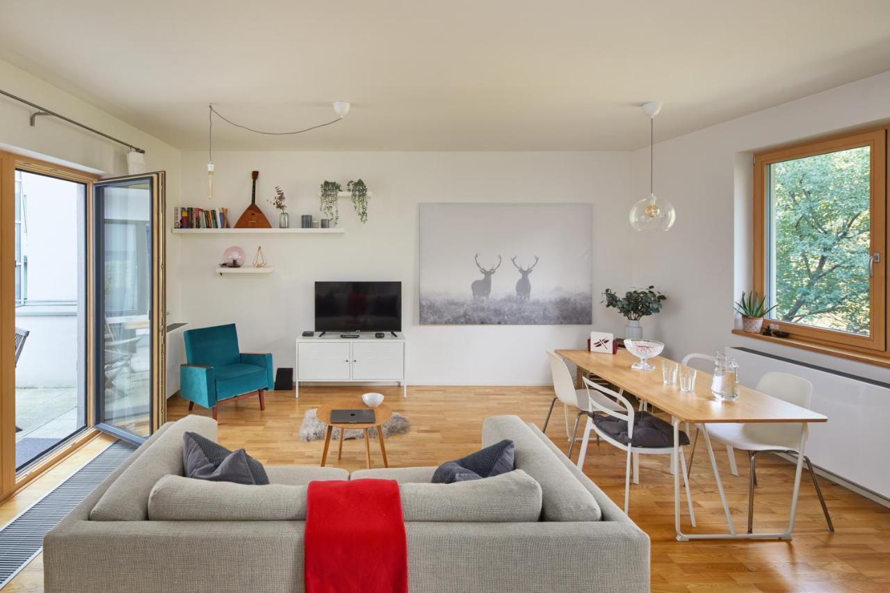 Apartment Days - W 2bdr - 3 Balconies - Garage - Next To Park Prague
