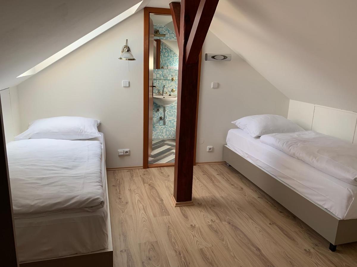 Hotel King Charles Boutique 4*