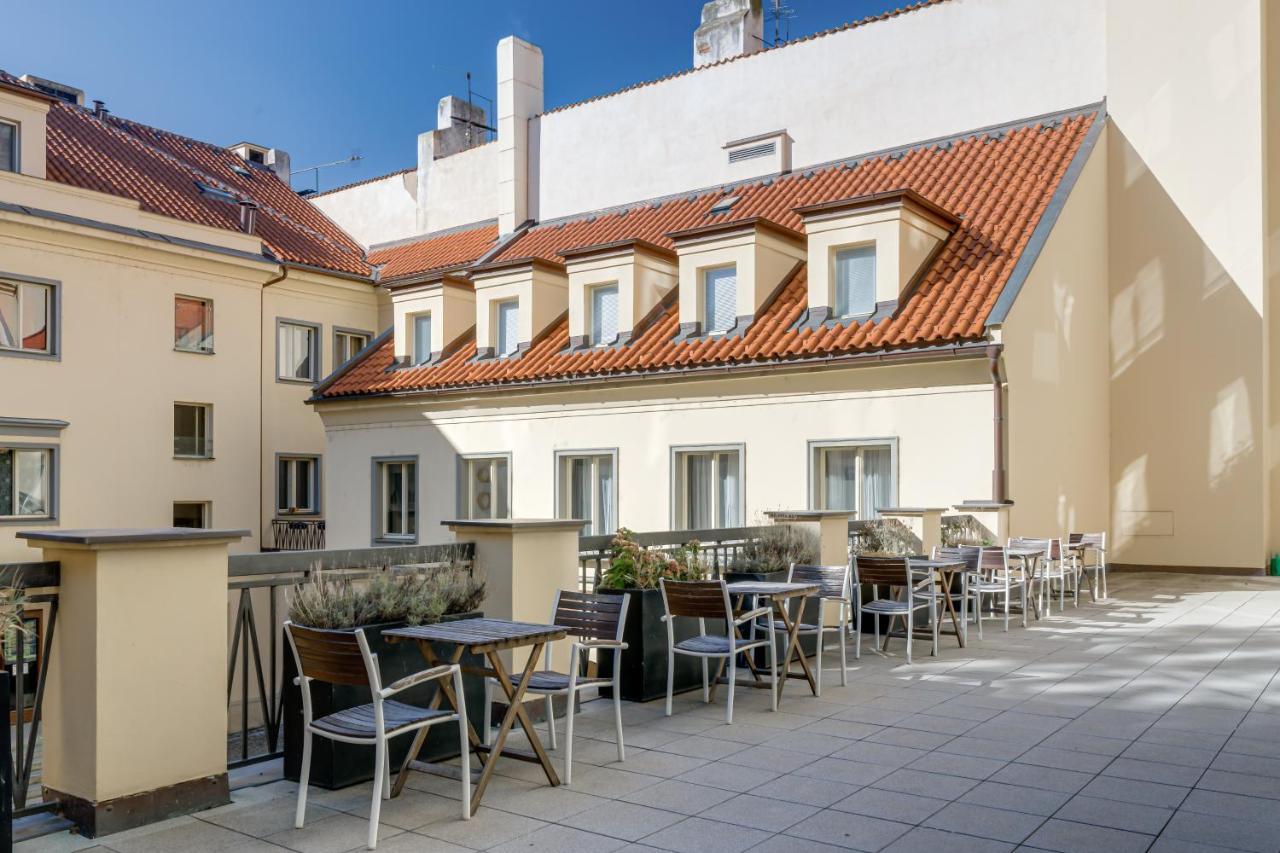 Louren - The Bridge Inn Prague