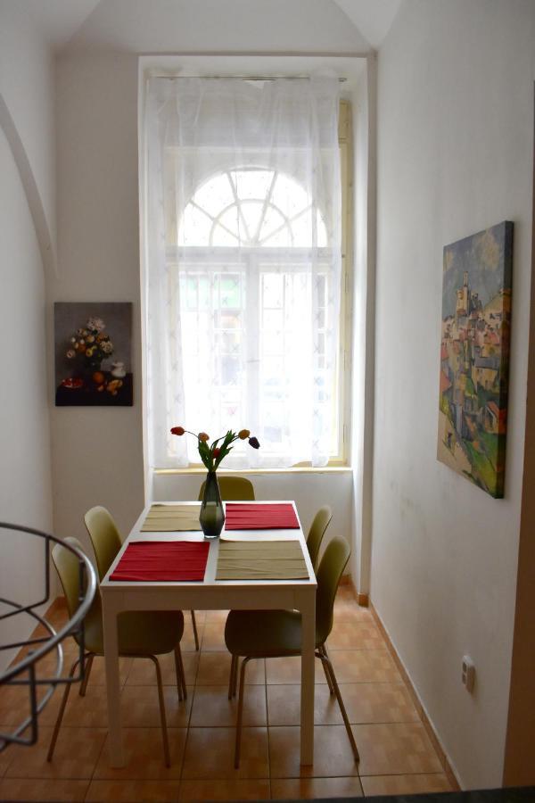 Andy'S Central 3-Bedroom Apartment ! Lejlighed Prag