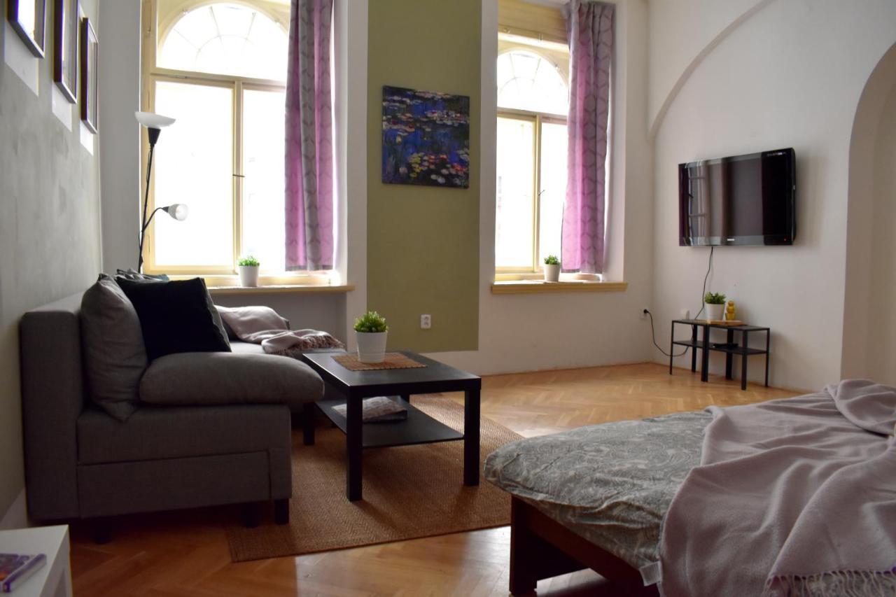 Lejlighed Andy'S Central 3-Bedroom Apartment !