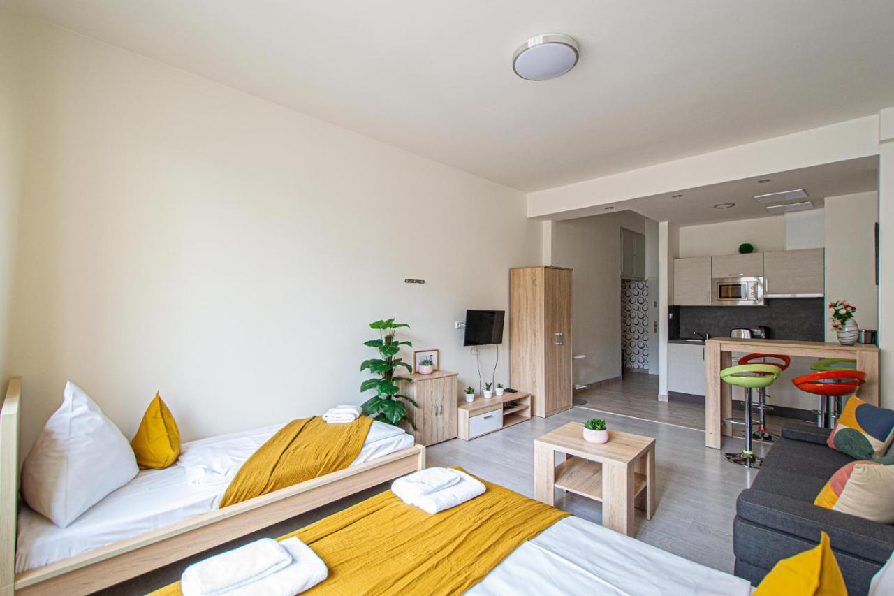 Executive Bright Apt. By Ruterra Prague