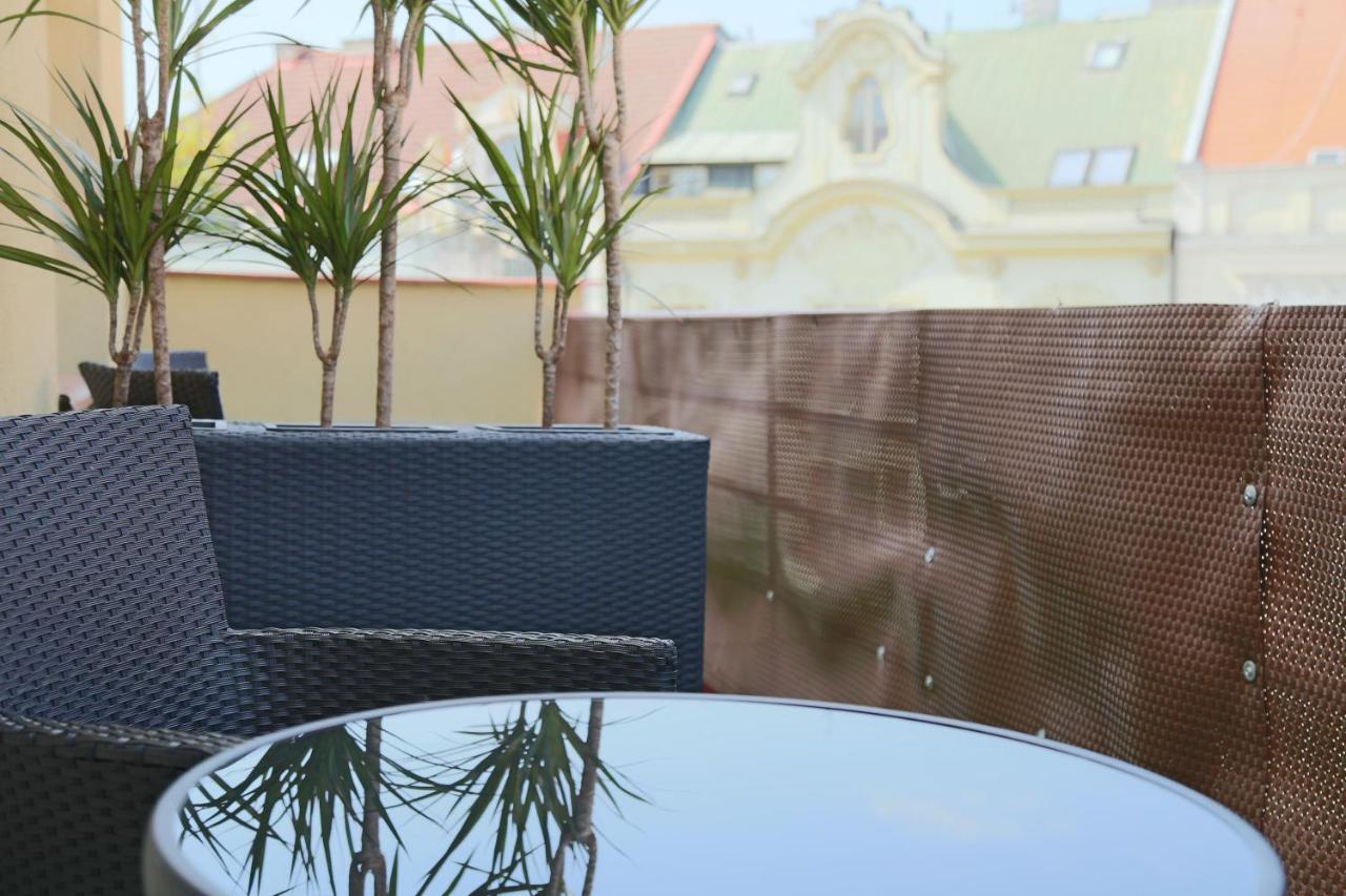 Charles Square Apartment