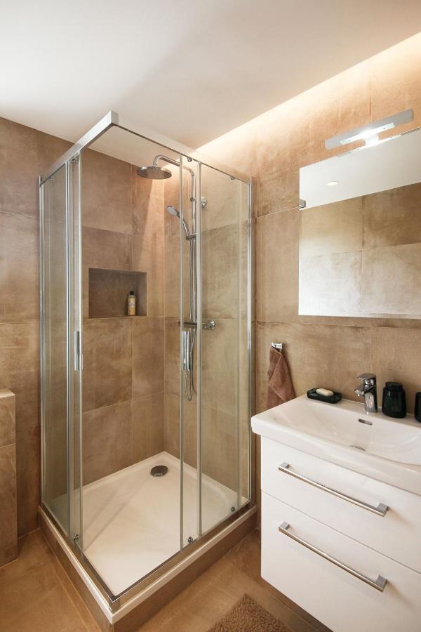 Expat House Ii Prag
