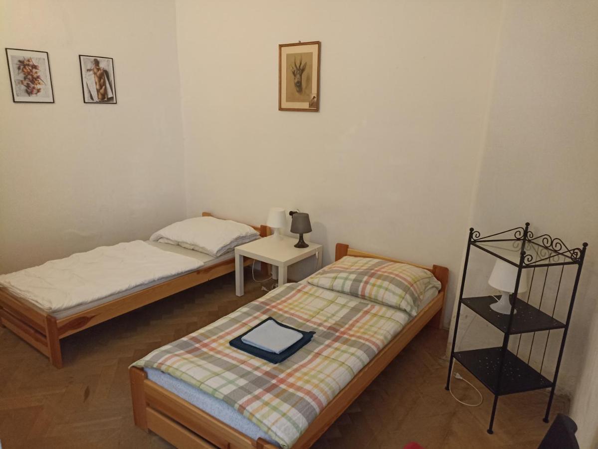 Palace Of The Rings Apartment Prag