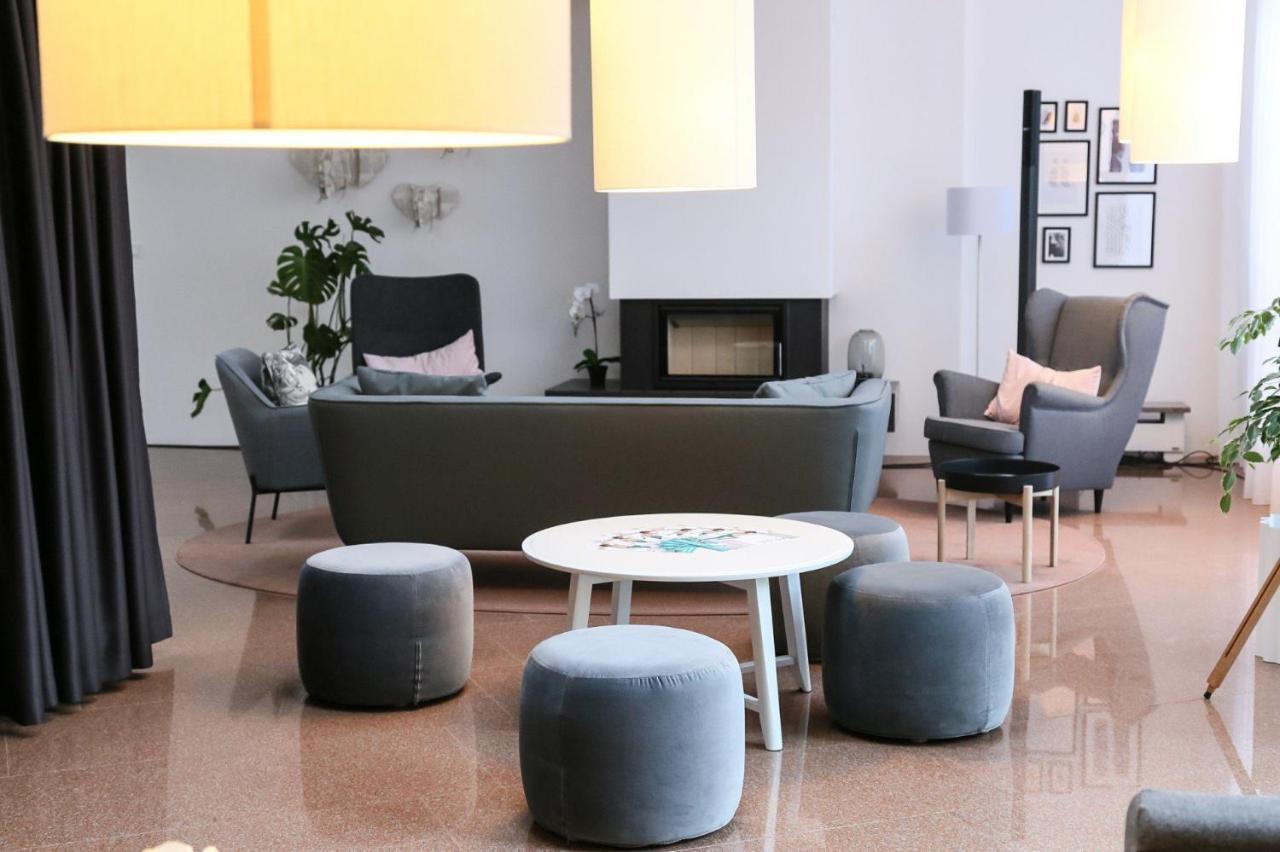 Wellness Studio! Finnish Sauna, Whirlpool, Gym & More! Lägenhet