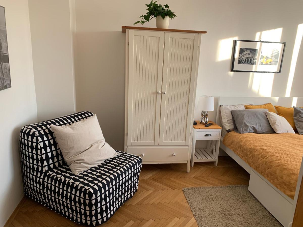 Anenska By Charles Bridge 1 Apartment Prague