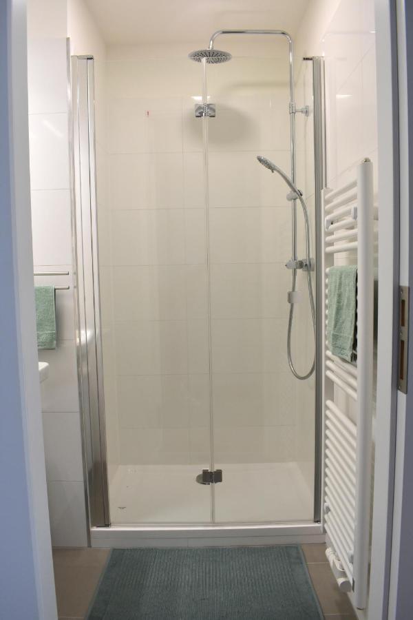 Airstay Apartment: Grebovka Apartment Prag