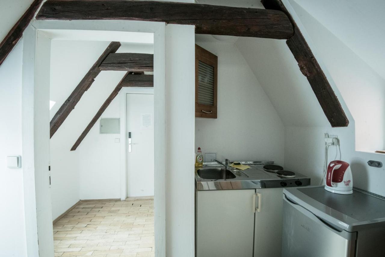 Hostel Charles Bridge & Prague