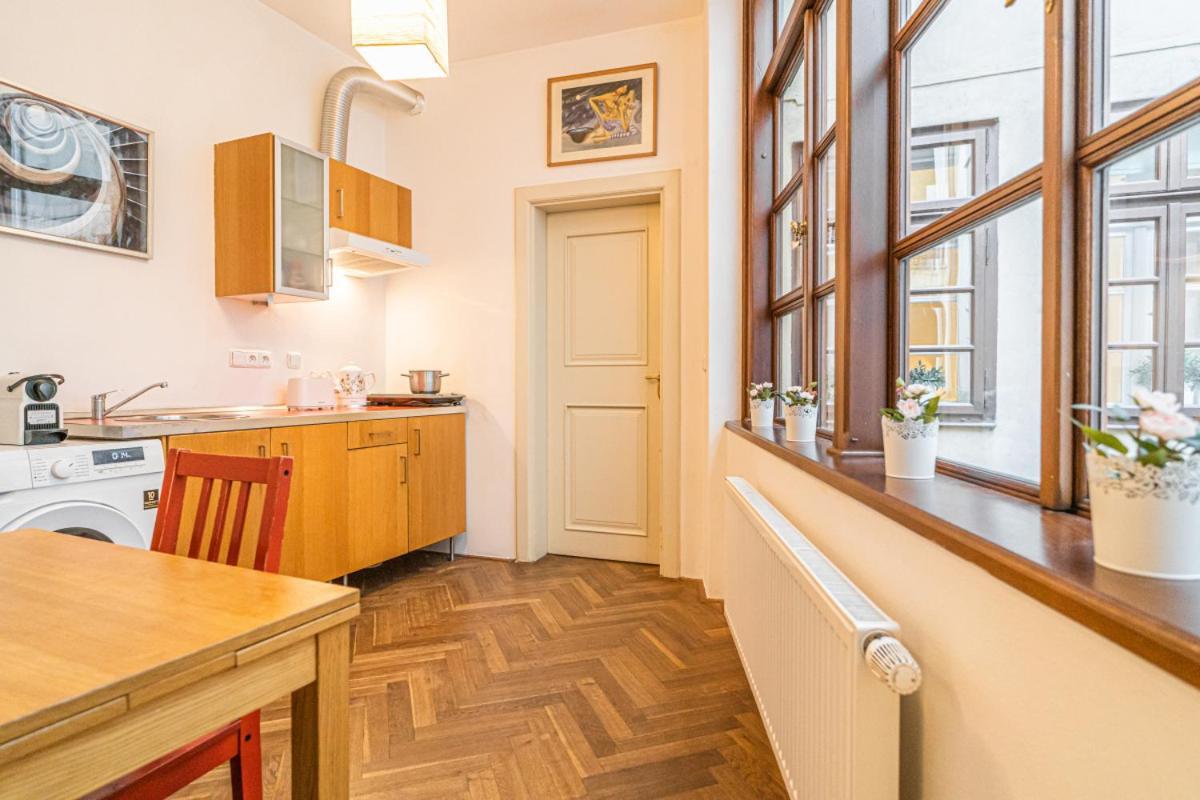 Stylish Studio At Lesser Town, Charles Bridge 3min By Walk Prag