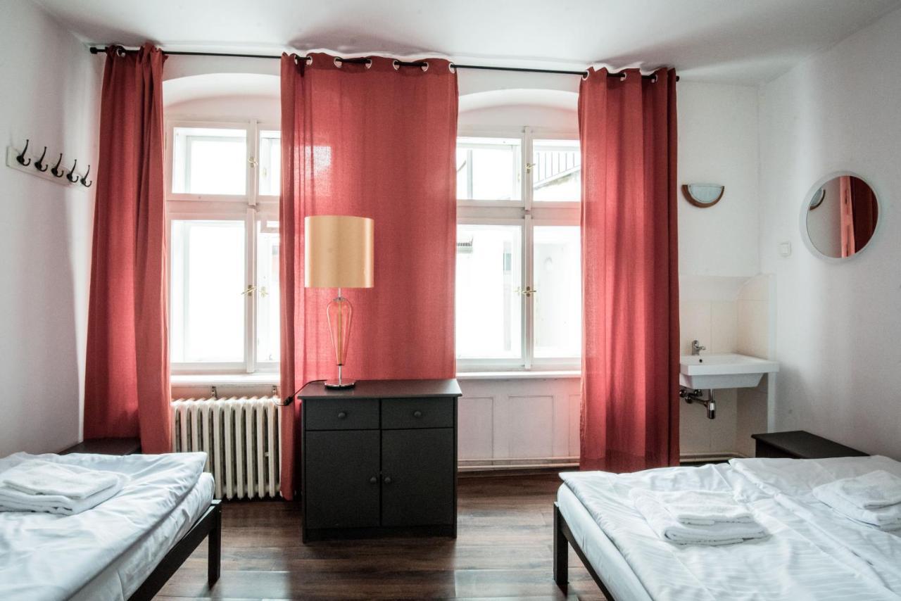 Hostel Charles Bridge & Prague