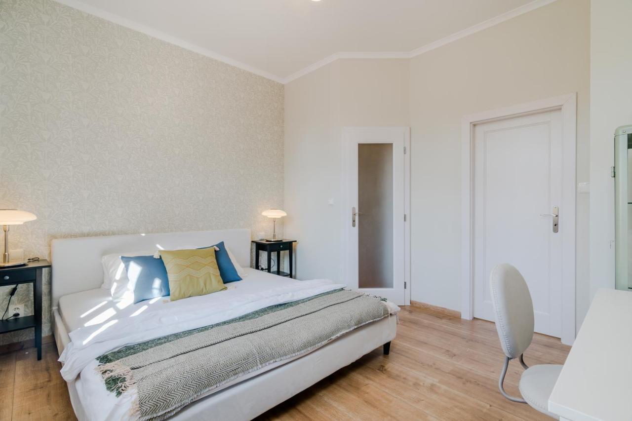 Days - Bright - Fast Wifi - Quiet Area Apartment *