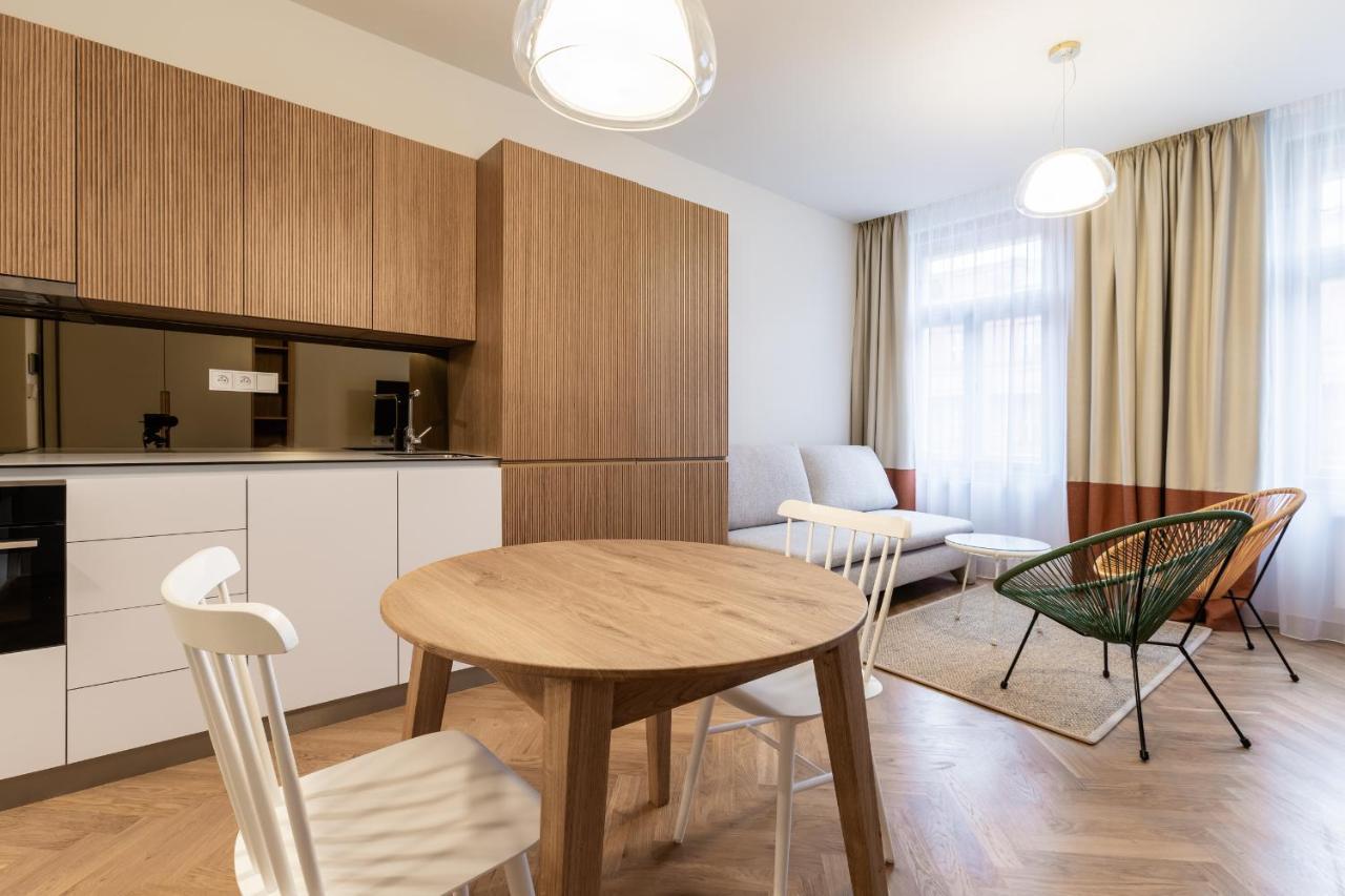 Jzp Apartment *