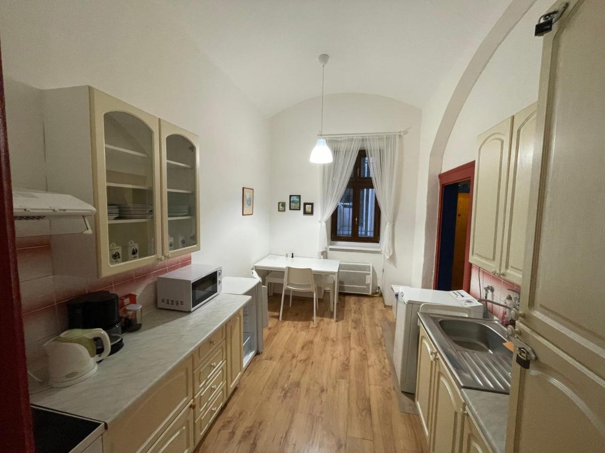 Apartment Jackie Prag