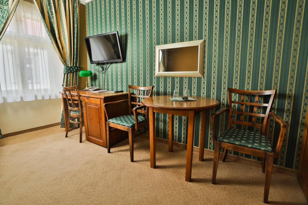 Hotell U Schnellu Prag
