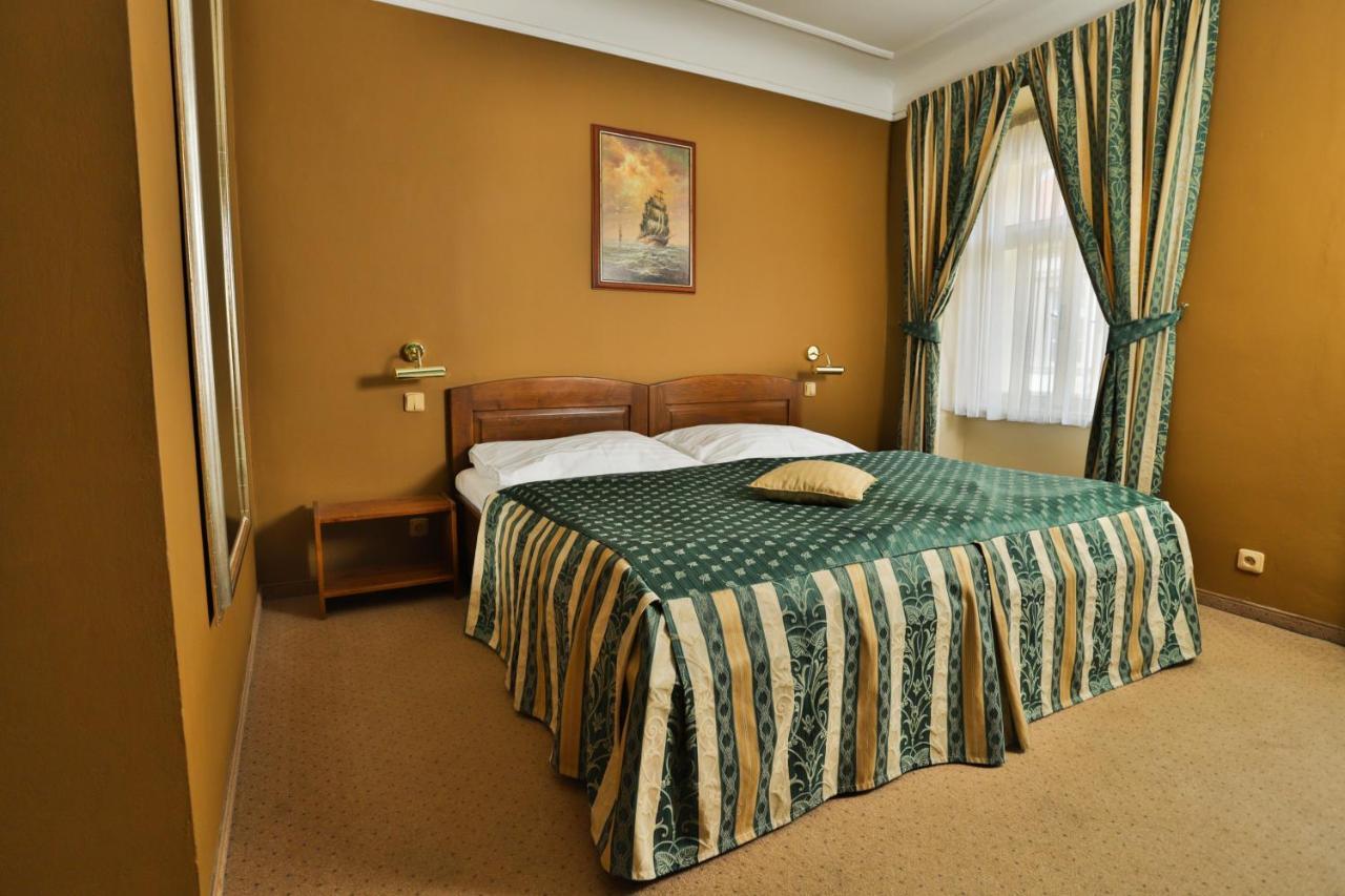Hotell U Schnellu Prag