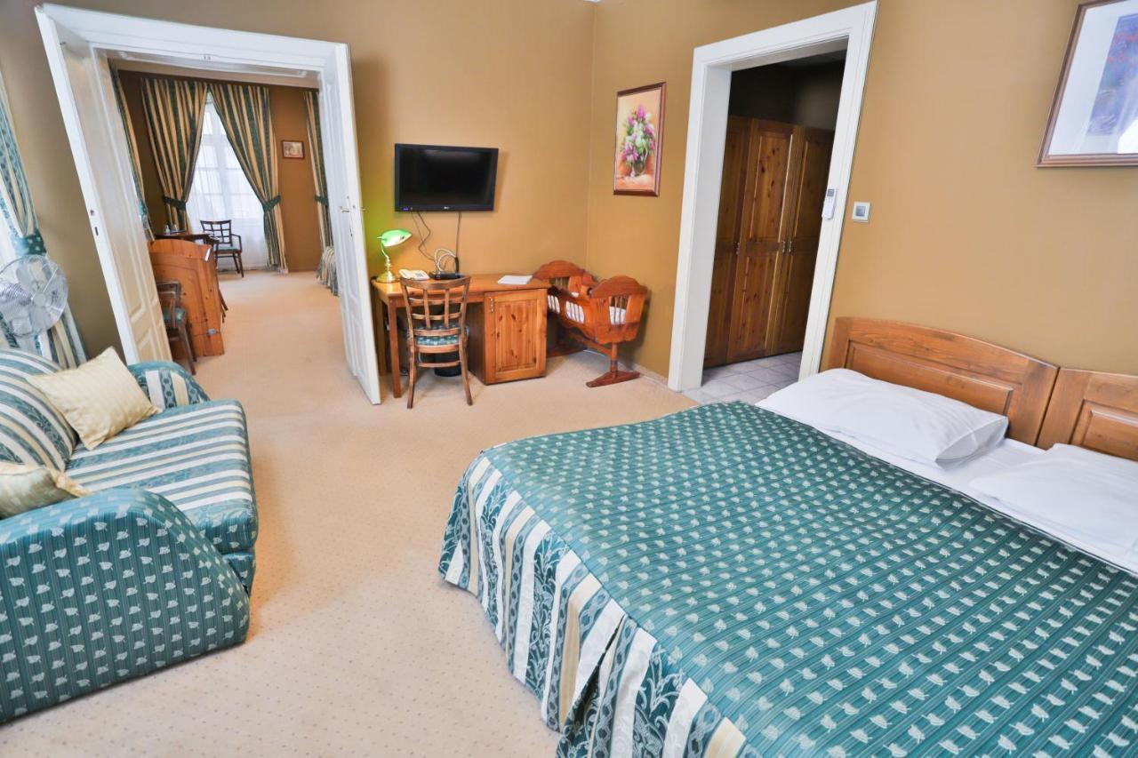Hotell U Schnellu 3*
