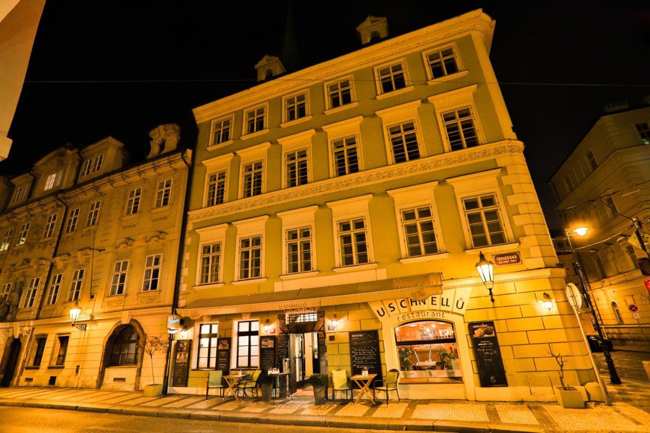 U Schnellu Hotell