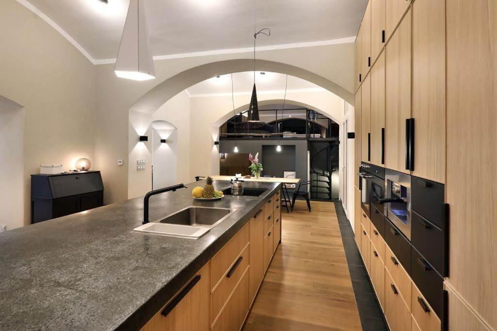 Design Loft 2 Minutes To Wenceslas Square Lejlighed *