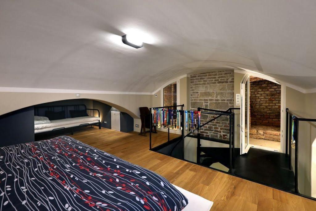 Design Loft 2 Minutes To Wenceslas Square * Prag